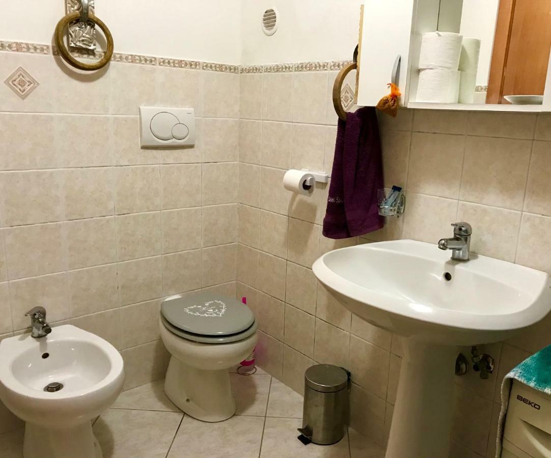 Little Art House Apartman Gaeta Kültér fotó